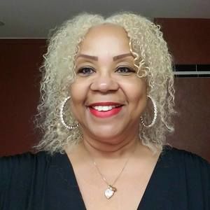 Meet your Posher, Diana